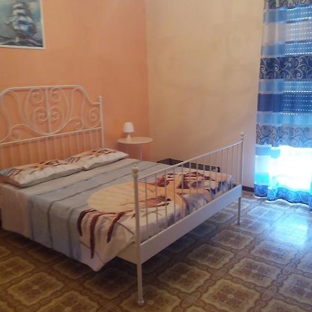 Stella Marina Bed & Breakfast Giardini Naxos Bagian luar foto