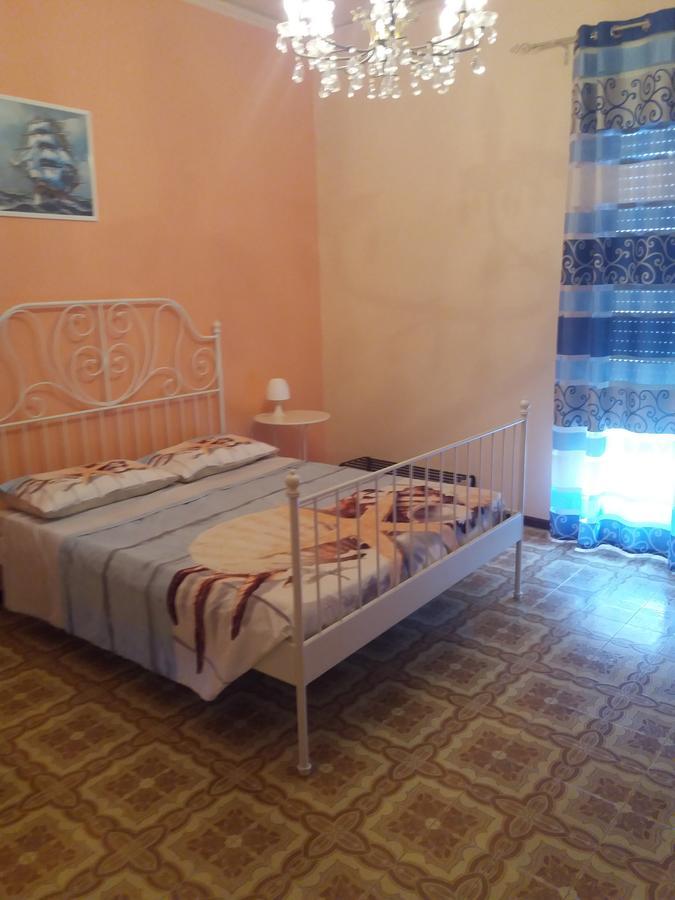 Stella Marina Bed & Breakfast Giardini Naxos Bagian luar foto